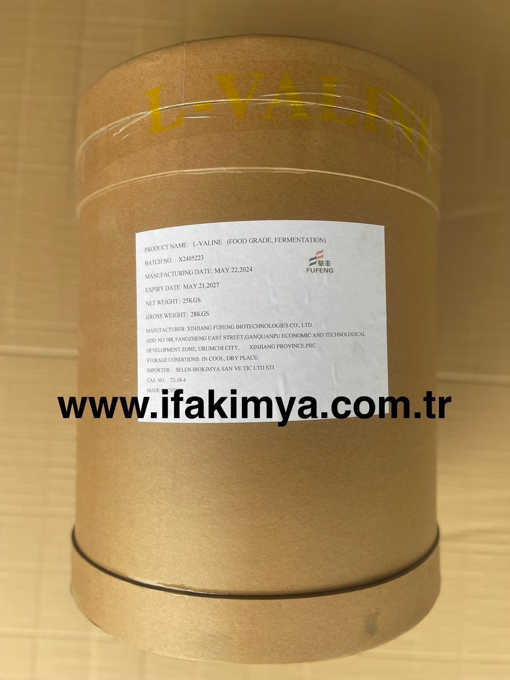 Beyaz kristal toz formunda L-Valin amino asidi, gıda takviyeleri, sporcu beslenmesi, ilaç ve kozmetik sektörlerinde kullanılan esansiyel amino asit hammaddesi